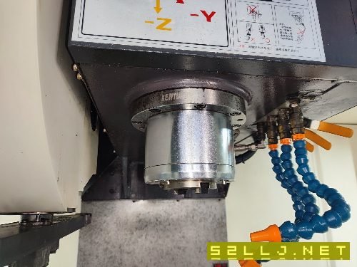 2020年臺(tái)功1375加工中心，三軸滾柱線軌，發(fā)那科mF