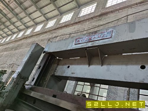 武重5米立車，加工高度2米，卡盤4米，