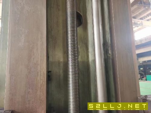 低價(jià)出售：武漢重型機(jī)床廠T6216C落地鏜一臺(tái)。行程：高.
