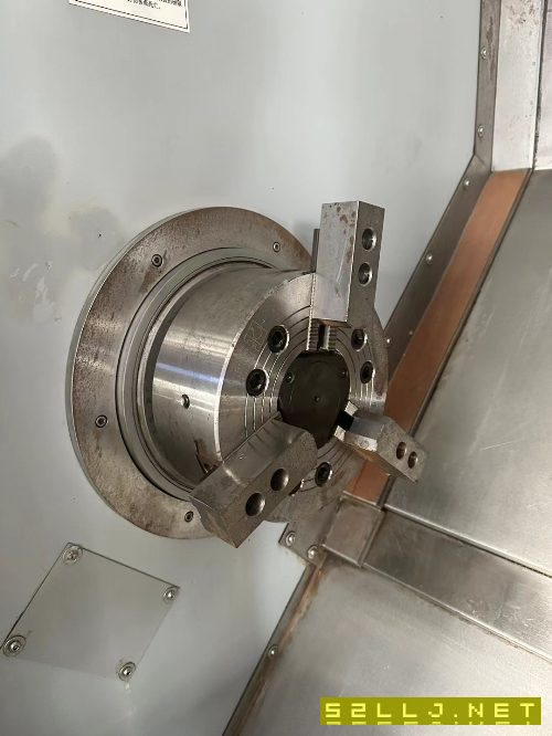 出售云機(jī)40100數(shù)控車
