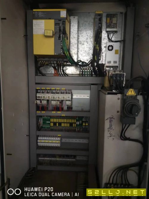惠勒850立加，同款2臺，帶排屑機。