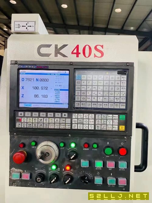 寶雞CK40S斜軌刀塔機，廣數980TDC系統，7.5kw伺服主電.