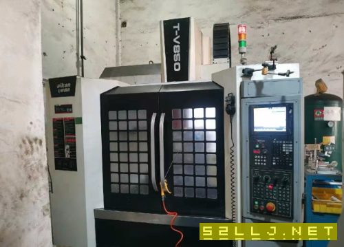 20年臺群850帶四軸加工中心