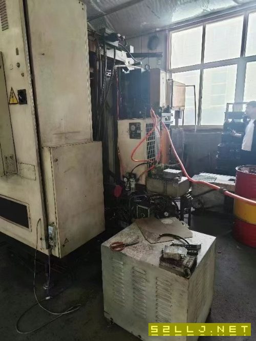 出售牧野630雙工位臥加，BT50刀柄，66把刀庫，硬軌，.
