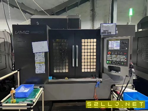 無錫工廠買下同款四臺沈陽850準(zhǔn)新機(jī)。三線主軸直連120.
