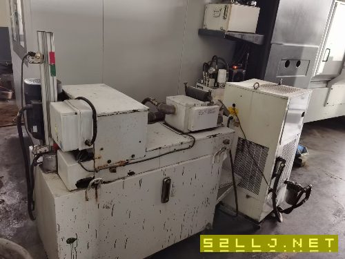 臺(tái)灣高峰2616門龍加工中心法那科：oi-MD。軸主BT5.