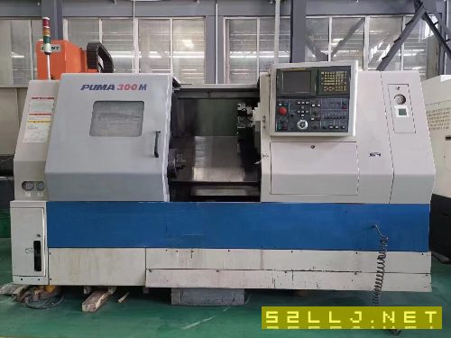 2012年斗山PUMA300MB車銑復(fù)合，12工位刀塔，帶一個動.