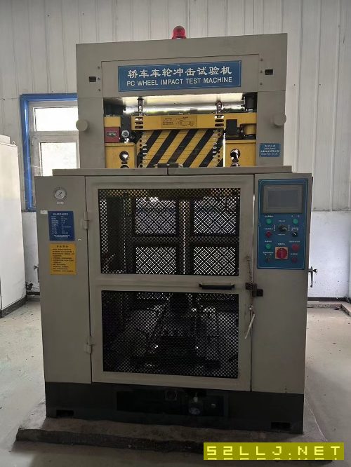 轎車車輪沖擊試驗機ITM-2，在位安裝少用。