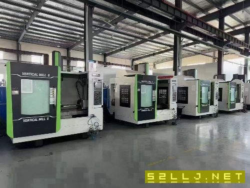 出售:2021年國盛V8，直聯12000轉，帶鏈排，MF系統，可以帶255全套四軸，價.