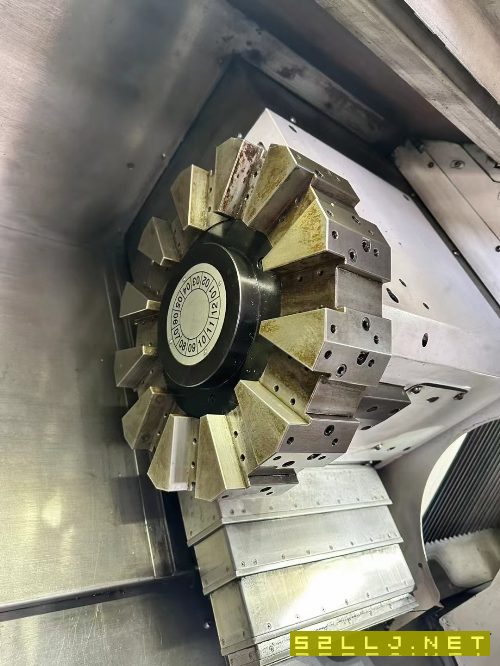 出售:馬扎克QTN200IIL數控車床smt系統，8寸液壓中實卡.