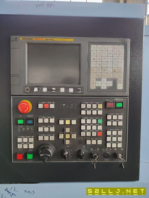 兩臺斗山PUMA3050數控車，2018年，發那科系統，硬軌機.