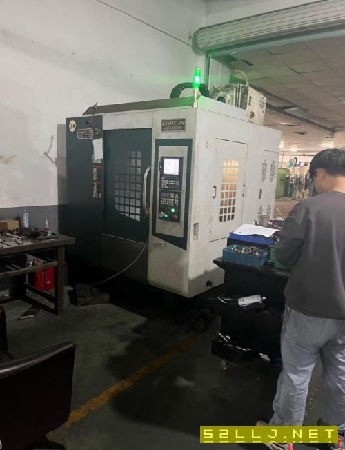 600鉆工中心一臺