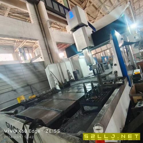 南通喬威數控龍門加工中心在位出售，2.8米X4米，2023年8月.安裝少用，帶角.