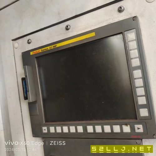 工廠出售鈕威63TS臥式加工中心一臺，2017年發那克0i一MF系統，工作正常帶刀.