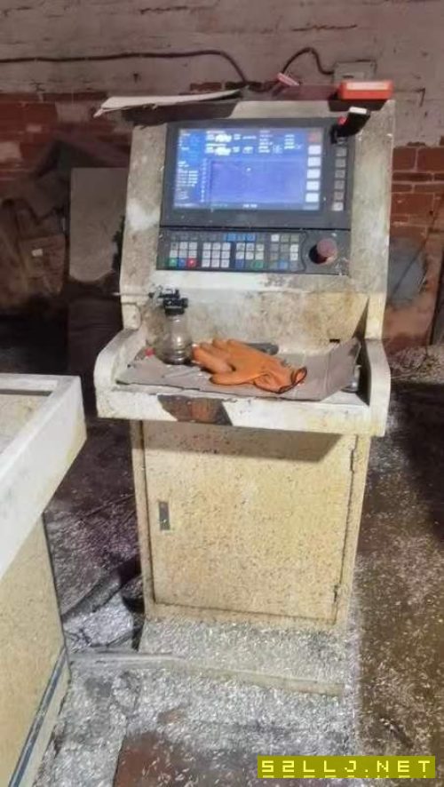 出售:21年4500型材機，40主軸。