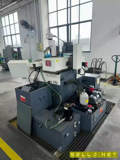 2臺寧江3610數(shù)控滾齒機(jī)