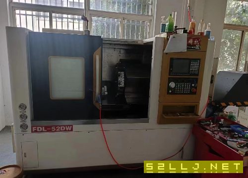 出售兩臺車床