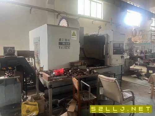 少用1370加工中心，BT50主軸，帶刀庫，價格不貴