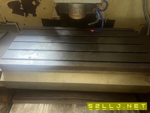 少用1370加工中心，BT50主軸，帶刀庫，價格不貴
