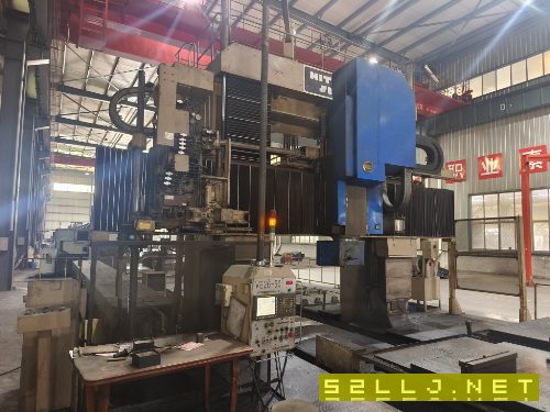 日立精機2650龍門立臥加工中心，雙工交換作臺，行程91.