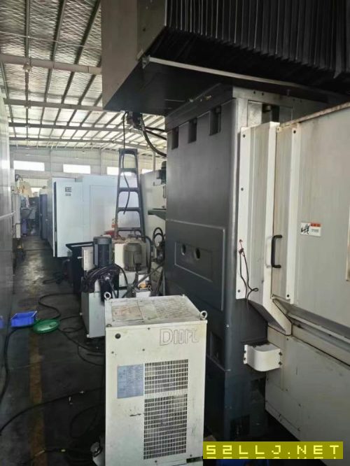 臺灣原裝高峰2616龍門加工中心，兩線一硬，主軸BT50齒.