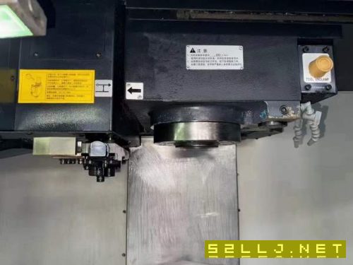 韓國斗山4505加工中心2020年出廠，發那科系統三線軌，.