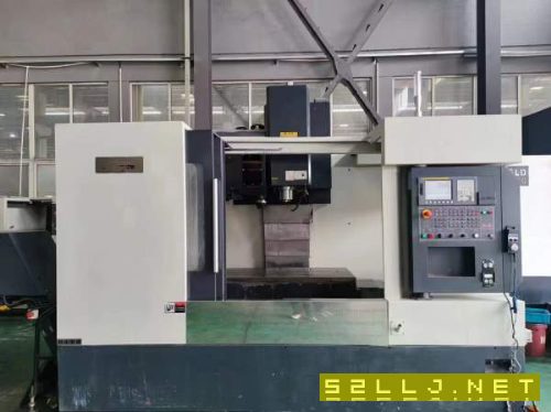 后兩臺臺灣麗偉V-50L立加，BT40大主軸直徑190，主電機(jī).