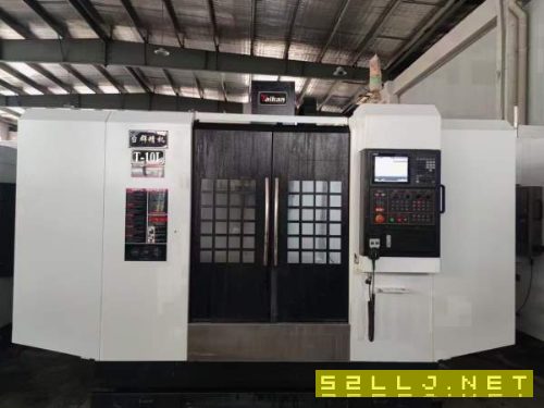 經臺典群T-10L加工中心線兩一硬導軌，BT40主軸8000轉.