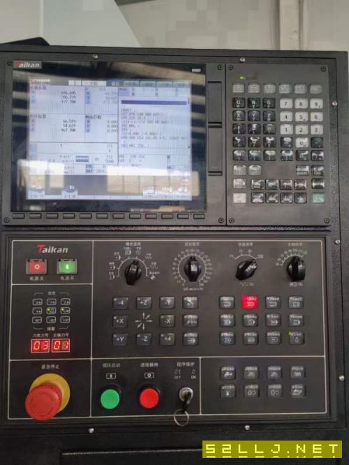 經臺典群T-10L加工中心線兩一硬導軌，BT40主軸8000轉.