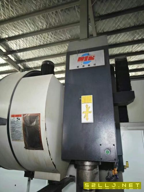 重型1160，50主軸，兩線一硬重型南京新浙60VsP加工中.
