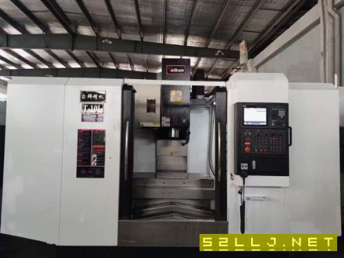 經(jīng)臺典群T-10L加工中心線兩一硬導(dǎo)軌，BT40主軸8000轉(zhuǎn).