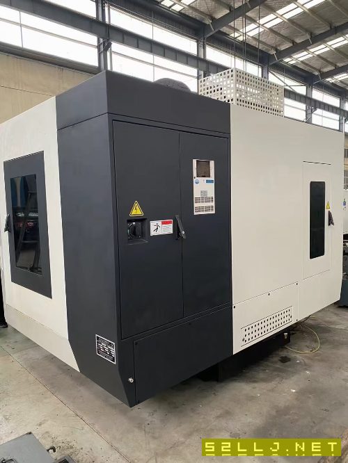 2018年永華1060加工中心，三線軌，bt40主軸8000轉，發.