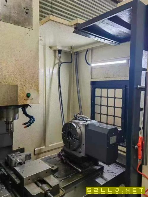 幾萬塊錢秒殺保銀850加工中心，兩線一硬，M80系統，不.