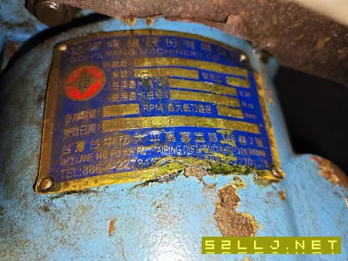 剛剛買下：2017年泉州嘉泰4025龍門一臺，bt50齒輪頭，.