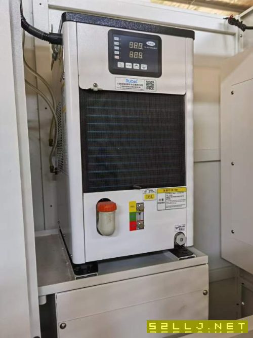 大剛1375加工中心三線，40主軸，帶30公斤中心出水