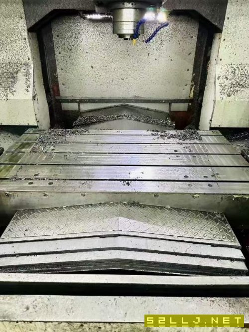 海天Gu6龍門式加工中心，齒輪頭，BT50主軸、二線一硬.