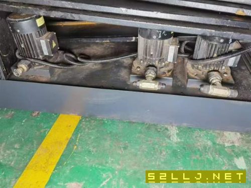 南京固馳LV-1166A加工中心三軸滾柱線規，XZ軸6滑塊行.