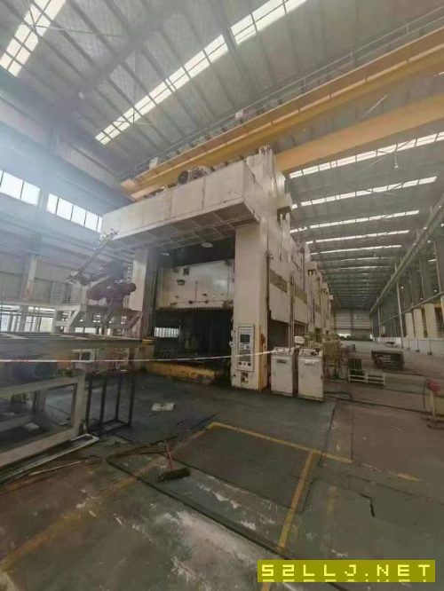 金豐四點壓力機全自動沖壓流水生產線全封閉，全自動化.