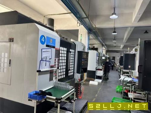 無錫工廠還剩下五臺集頤855加工中心，發那科MFplus系.