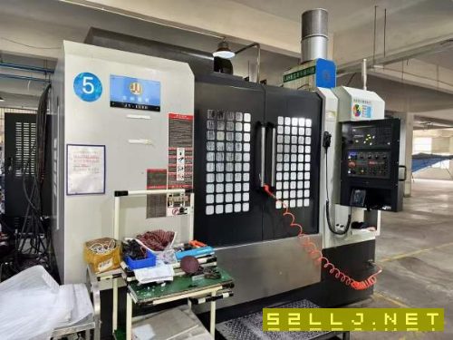 無錫工廠還剩下五臺集頤855加工中心，發那科MFplus系.