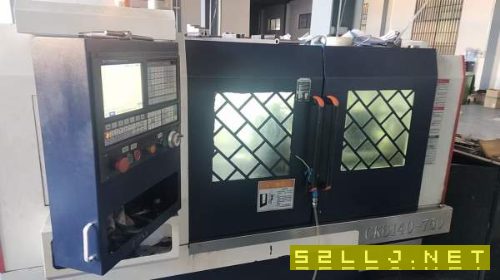 剛剛買下一臺9成新6140數控車床，原版原漆，導軌蹭亮.