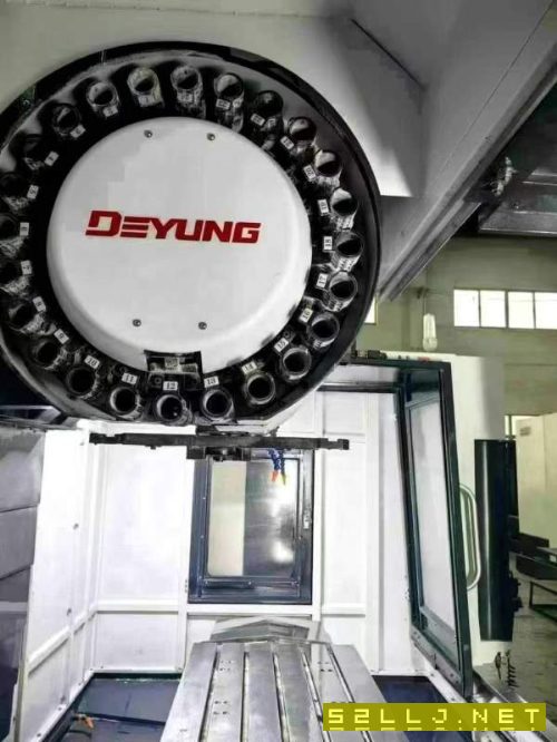 蘇州德?lián)PDV-1166加工中心主軸：BT40主軸10000轉(zhuǎn)速導(dǎo)軌.