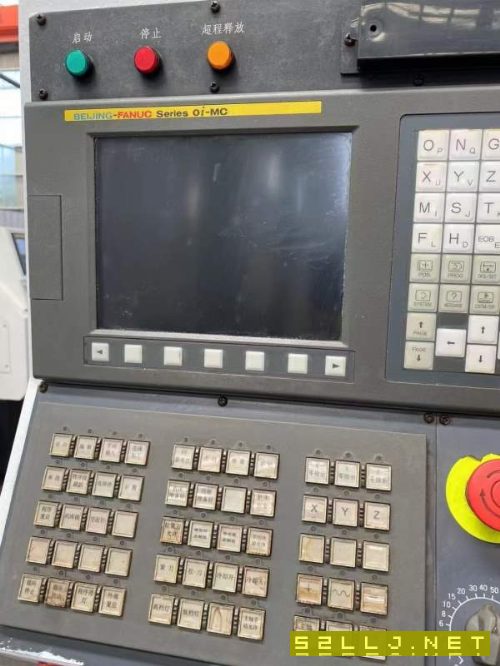 低價清貨處理兩臺基本未用的北京一機714控數銑，齒輪b.