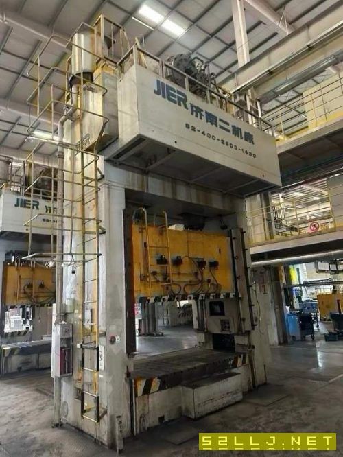 400T多臺，250T多臺臺，雙點(diǎn)壓力機(jī)，濟(jì)南二機(jī)床產(chǎn)，新.