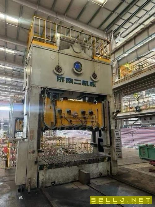400T多臺，250T多臺臺，雙點壓力機，濟南二機床產，新.