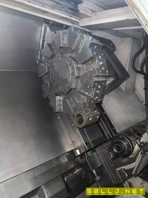 韓國大宇CT250數控車床，12寸卡盤，加工長度650，硬規.
