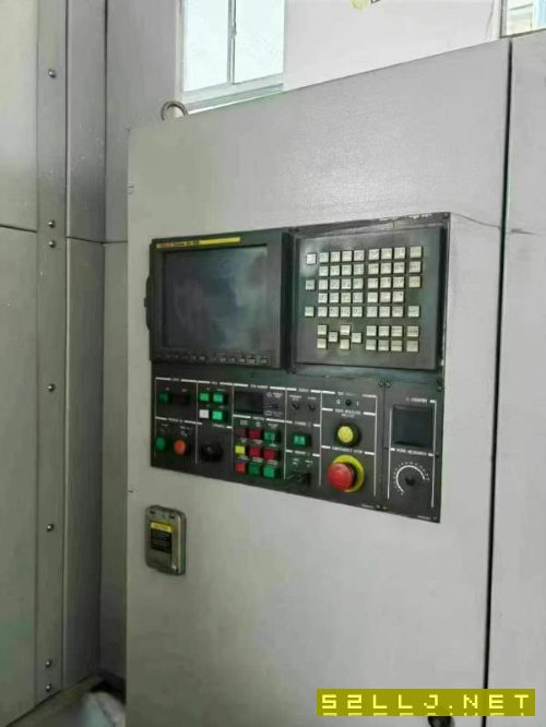 出售：韓國原裝起亞KBN135臥式鏜床、工作臺20001800，.