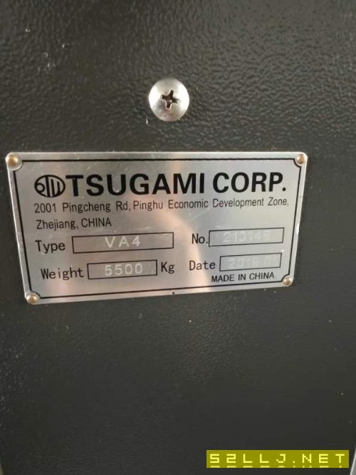 同款兩臺日本津上VA4高速高精加工中心，主電機18.5KW.