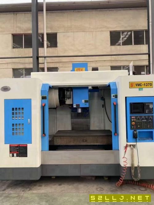 低價處理，正代精機1370立加，三菱M80系統，主軸12000.