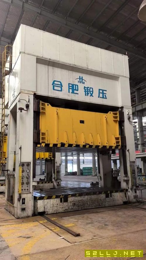 合肥鍛壓1000噸，臺面4.6/2.6米。多點頂出。長沙工廠.
